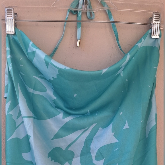 Fortunate One Sweet Autumn Leaves Satin Halter Maxi Dress Sage Size L NWT - Picture 13 of 16